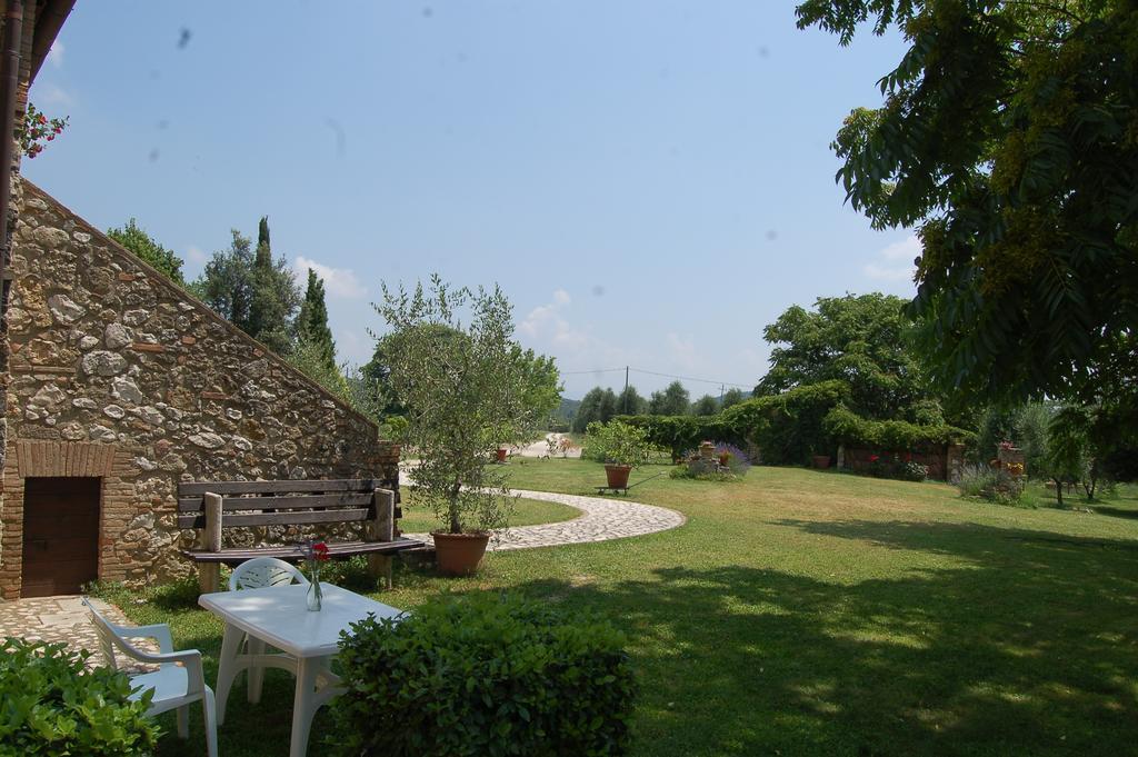 Agriturismo Podere Luchiano Amelia Exterior photo